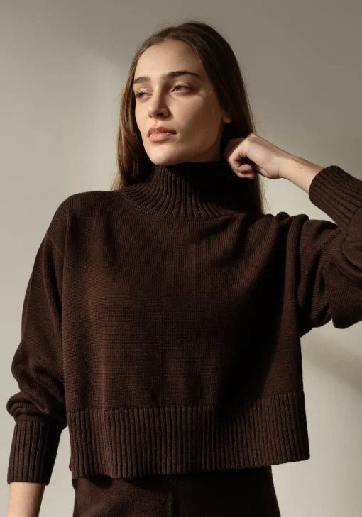 Fashion First Rite Cotton Crop Knit Walnut Tops