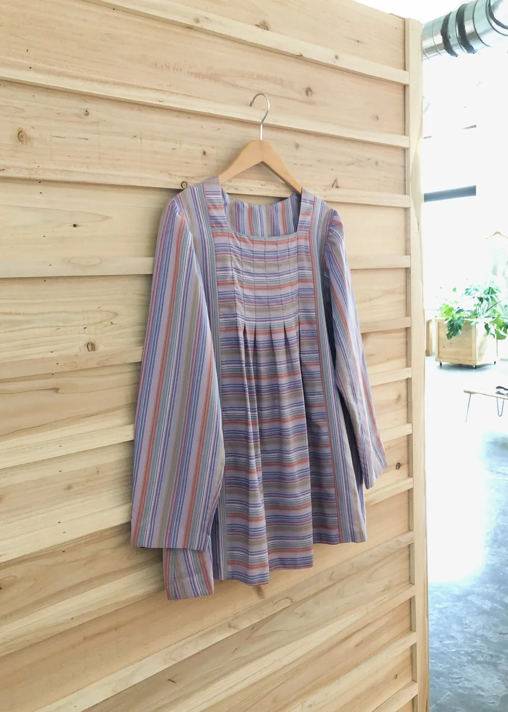 Clearance Vintage 70s Birds & Bees Stripe Peasant Top Vintage + Pre-Loved